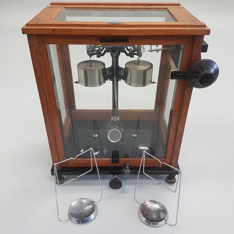 Galileo Sartorius Milano Italy double deck precision analytical balance scale - No. 181698 in (1 of 8)