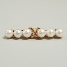 14K gold pin set with diamonds & pearl - 6.7 grams 1 3/4" pearls; 7mm