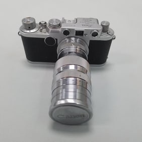 Leica camera Nr. 654662 camera with Canon 135 mm lens