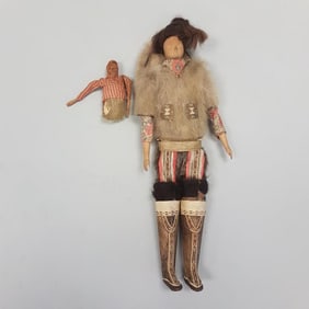 Antique 16" Inuit mother & child carved wood doll with sealskin clothing & quillwork