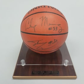 Shaquille O'Neal & Alonzo Mourning autographed Spalding basketball with Field of Dreams COA in case
