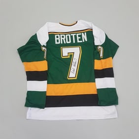 Neal Broten, #7, autographed jersey