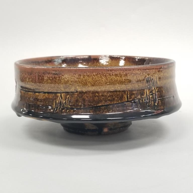 Warren Mackenzie drop rim bowl - not stamped - 9" diameter x 3 3/4" high: Warren Mackenzie drop rim bowl - not stamped - 9" diameter x 3 3/4" high