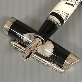 Montegrappa Tchaikovsky fountain pen: ivory color & sterling silver w/ 18k gold nib, #002/125 w/