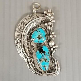 Southwest sterling silver & turquoise pendant: signed MH, 23.0g, 2 1/2" total length