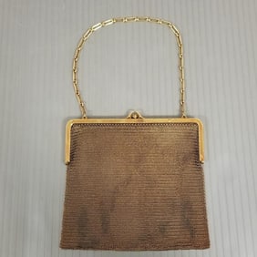 14k gold mesh bag w/ blue cabochon closure - 104.7 grams total, approx. 6" overall height, 4 1/2"W