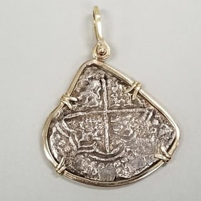 Spanish Galleon coin from Nuestra Senora de Atocha with 14K gold bezel & loop with certificate of