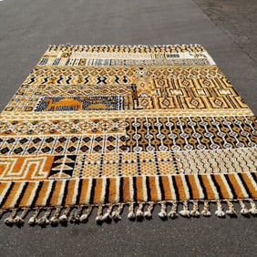 Maroc-Moroccan wool woven shag rug- 109 1/2"L 151"W