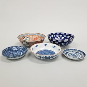 5 pieces antique Imari, etc. porcelain: 4 bowls & small dish (all as seen - cracks, some repaired)