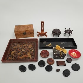Group lacquerware & woodware incl mother of pearl inlaid box, small carved chest, trays & stands-