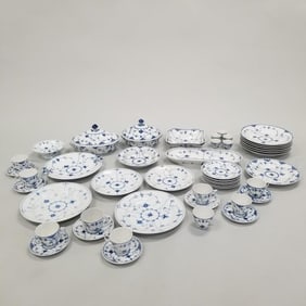 Group Royal Copenhagen blue flute & B&G porcelain dinnerware