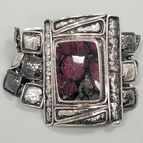 Designer Edi Beti silver bracelet set with pink stone- 7 3/4"L 2 1/2" at widest, 103 grams