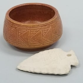 2 WPA Ceramics North Dakota pottery pieces: small bowl 1 7/8"H 3 1/2"D; arrowhead- 3 1/4"H 2 1/2"W