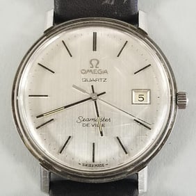 Vintage men's Omega Seamaster DeVille watch #1342 movement- 1 3/8" wide case (needs service)