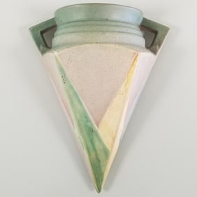 Roseville Futura unique green wall pocket- 1261-8" (crazing) 8"H 6 1/2"W 2 1/4"D