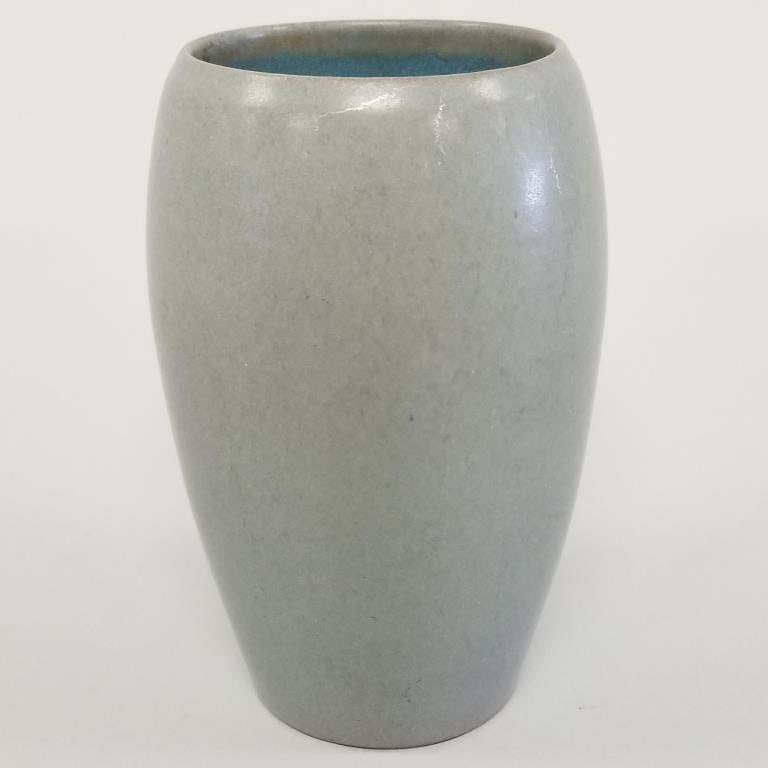 Marblehead grey glaze vase- 5 1/4"H 3 1/4"D (1 of 9)