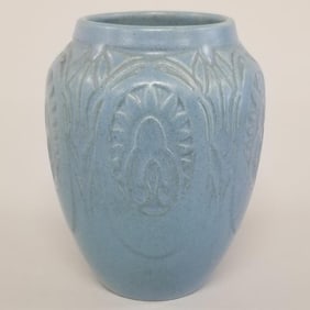 Iowa State College Ames rare carved vase- 5 1/4"H 4"D