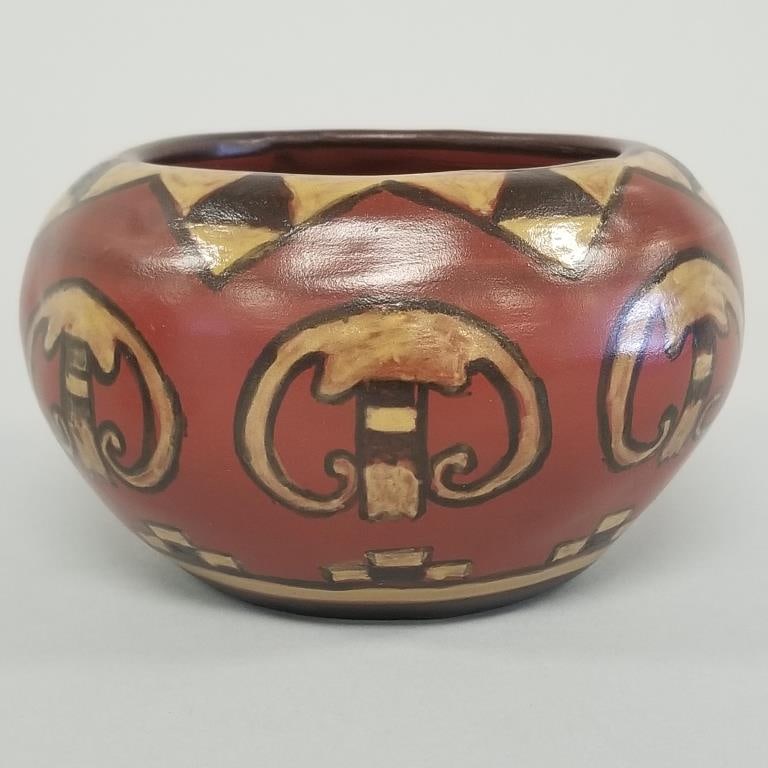 University of North Dakota (UND) School of Mines bentonite hand built decorated bowl- 3 1/8"H 5: University of North Dakota (UND) School of Mines bentonite hand built decorated bowl- 3 1/8"H 5 1/4"D