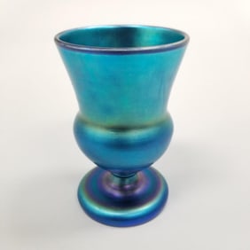 Aurene signed 2824 blue art glass vase- 4 3/8"H 2 7/8"W