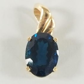14K gold pendant set with London Blue Topaz approx 11.5 x 16mm- 5.8g