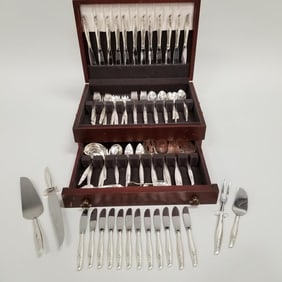 114 pcs Gorham Sea Rose sterling silver flatware- 148 troy oz total with chest