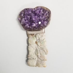 Rebecca Collins sterling silver carved jade & amethyst crystal brooch/ pendant: 103g, 4 1/2"L