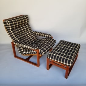 Jydsk Mobelvaerk Denmark Interform Collection teak lounge chair & ottoman (some wear to fabric &