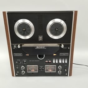 Sony TC-580 reel-to-reel tape deck: untested, but does power up. 18"H 17"W 8 1/2"D, 43 lbs