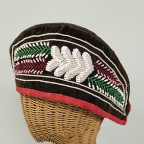 Antique Iroquois/ Mohawk beaded hat- Glengarry style, 4 1/2"H 12"W 5 1/4"D