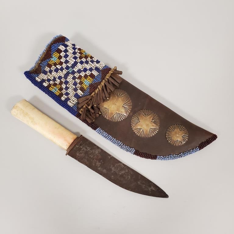 Beaded knife sheath w/ star medallions & bone handled knife- 11 1/4"L sheath: Beaded knife sheath w/ star medallions & bone handled knife- 11 1/4"L sheath