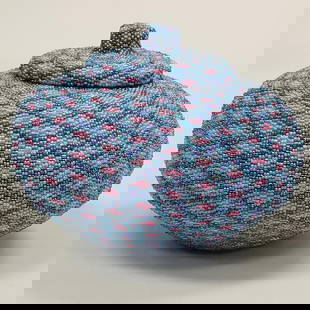 Contemporary beaded woven coil basket w/ lid: diamond honeycomb pattern- 5"H 7" diameter: Contemporary beaded woven coil basket w/ lid: diamond honeycomb pattern- 5"H 7" diameter