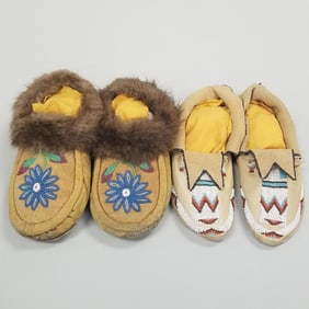 2 pair beaded moccasins: 1 w/ fur trim- larger 3"H 9 1/2"L 4 1/2"W