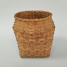Old Native American style splint basket- 8 1/2"H 7 1/2"D
