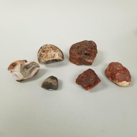 6 agate specimens incl banded, geode, etc- 3.5 lbs total weight, 3 1/2" longest