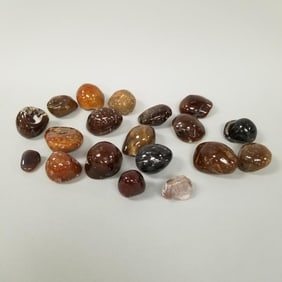 Group polished agates, etc- 6 lbs total weight, 3" largest