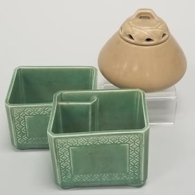 2 Rookwood pottery pieces: lidded vase (1922) 4 1/2"H 5"W & vintage double planter (1920?)- 3 1/4"H