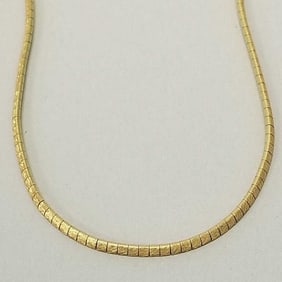 18K gold textured link necklace: 16.6 grams, 15 1/2"L