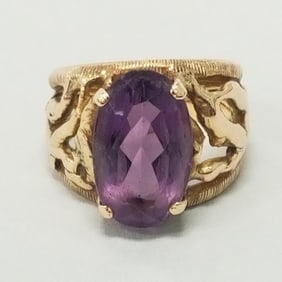 Tested 14K gold ring set with amethyst: 7.6 grams, size 5 1/2