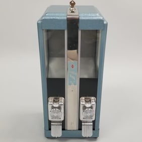 Kandy King coin operated vending machine- 19 1/2"H 8 1/2"W 8 3/4"D- working condition