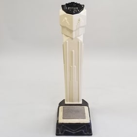 Mills Novelty Co. Art Deco floor scale- 45 1/2"H 13 1/2"W 24"D- working condition