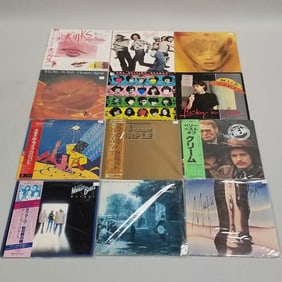 12 record albums some Japan press- Deep Purple, Cream, Moody Blues, Kinks, Chicago, The Rolling