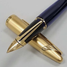 Waterman Edson Sapphire Blue fountain pen with 18K nib with case, box accessories (blue case as