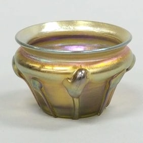 Tiffany Favrile signed & numbered 1302 lily pad art glass salt- 1 1/2"H 2 1/4"D