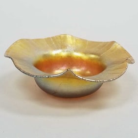 Tiffany art glass fluted salt (unsigned ?) 1 1/16"H 3 1/2"D