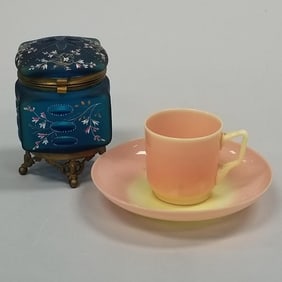 Mount Washington art glass pieces incl covered jewelry box with ormolu mounts 4"H & glossy Bermese