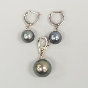 14K white gold & grey pearl pendant & earrings- 9.7g total, largest pearl 14mm