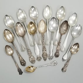 Group sterling silver spoons incl souvenir- 9 troy oz. total