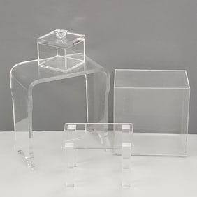 4 small lucite pieces incl stool, 4 legged stand, lidded box & small lidded box with handle (as
