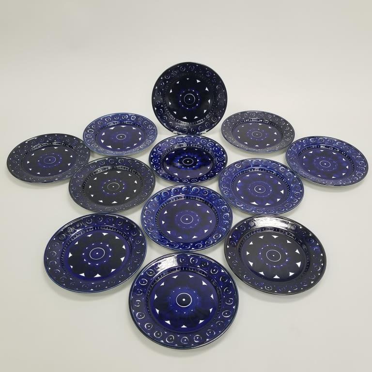 12 Arabia Finland plates- 10 1/4"D: 12 Arabia Finland plates- 10 1/4"D