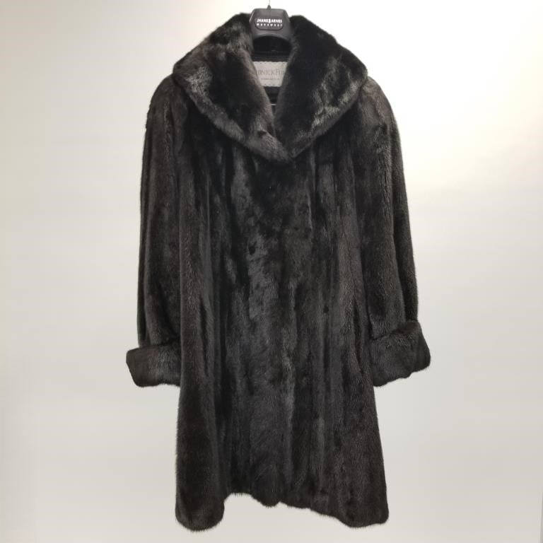 Giancarlo Ripa mink coat with shawl collar- 36"L 26" chest: Giancarlo Ripa mink coat with shawl collar- 36"L 26" chest